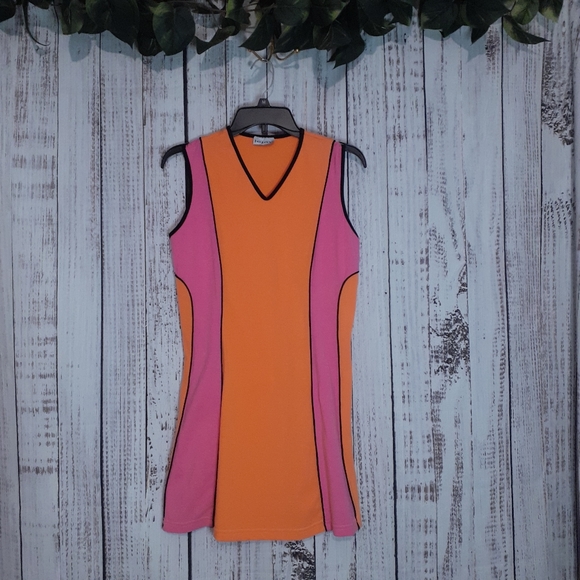 Lejay Dresses & Skirts - Lejay vintage sleeveless neon pink & orange color block fitted mini tennis dress